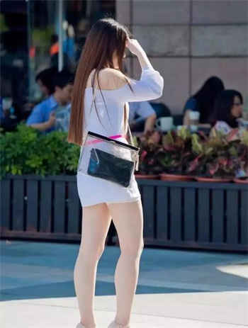 麻豆工作证是什么颜色