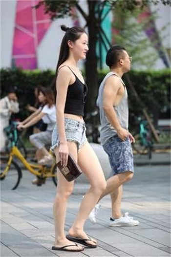 冥王大人在上我在下