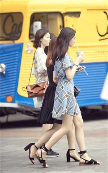 w围女回家过年