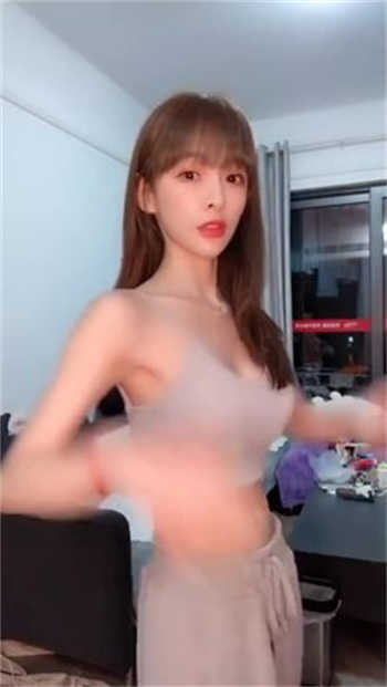 hkdoll森林在线观看