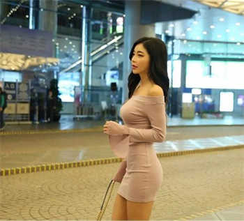 凌波丽微笑壁纸