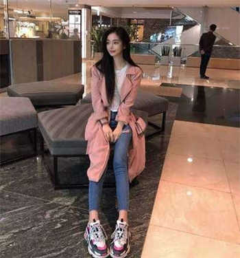 浙公子长什么样