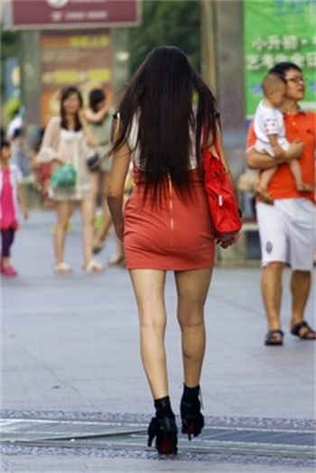 海角社区老刘和女儿刘莉莉