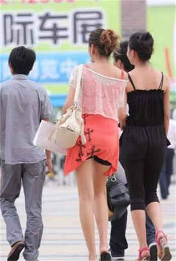 寂寞老师让我从后面