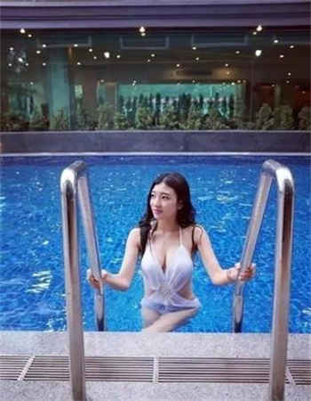 走向堕落的妻子