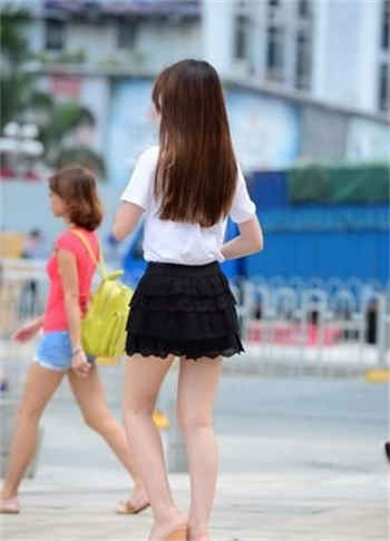 美女户土一丝不图片