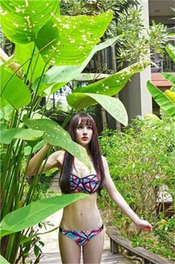 解开美女胸衣