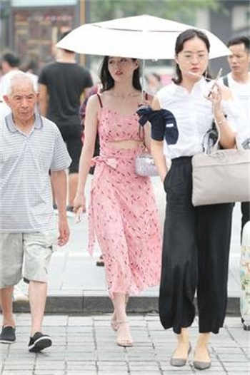 女主叫白夭夭