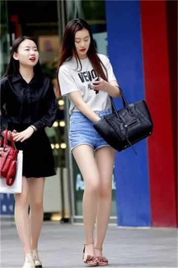寄宿母女主角叫赵宇