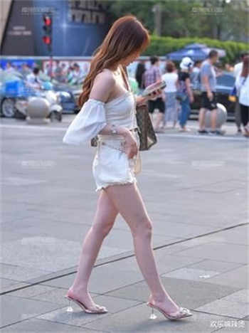 大黑鸡大巴图片欣赏