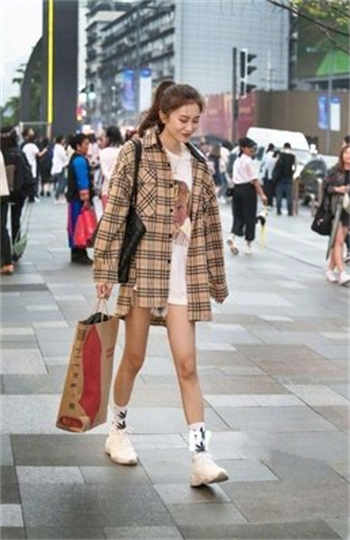 灼热在花蕊处磨蹭