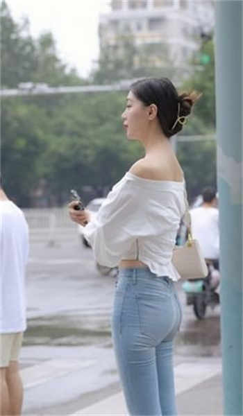 sw215男演员