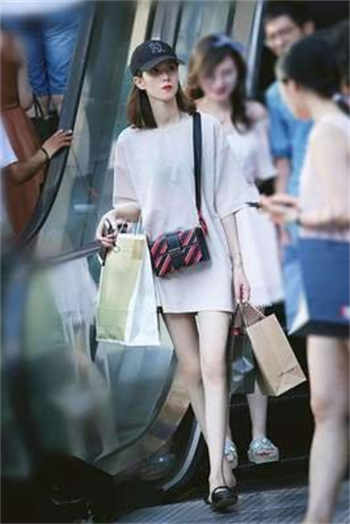 女m憋尿任务