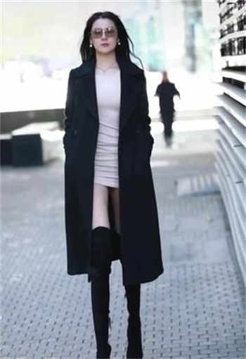 艾薇儿官宣订婚