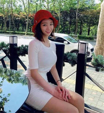 张柔谢娜与狼狗第13章
